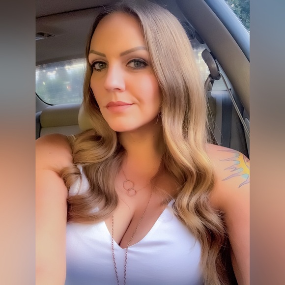 Meet your Posher, Danielle - Picture 14 of 16